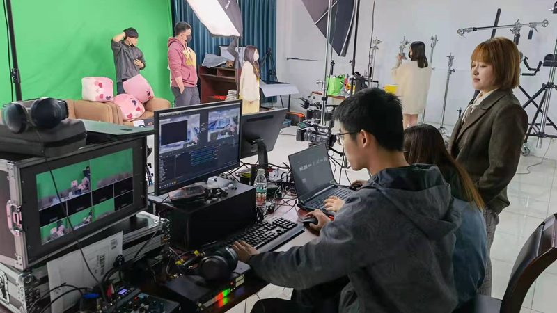 上海VI设计全套服务内容揭秘：全方位塑造品牌形象